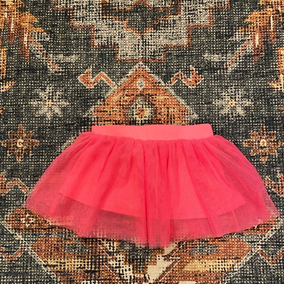 💗Hot Pink Tutu - Picture 2 of 5